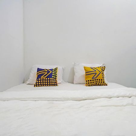 Spot On 91723 Sony Homestay Syariah Sukabumi Buitenkant foto