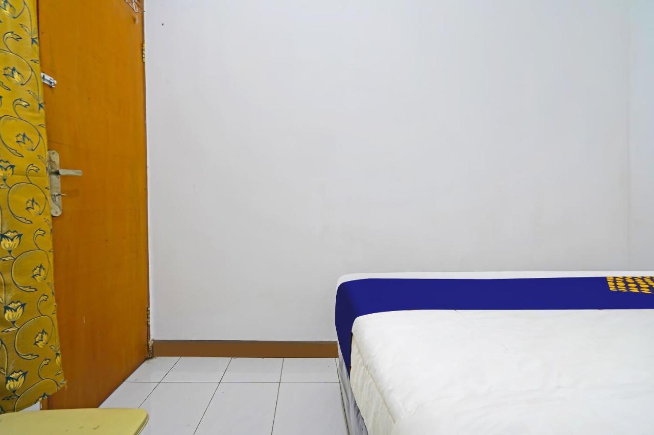 Spot On 91723 Sony Homestay Syariah Sukabumi Buitenkant foto